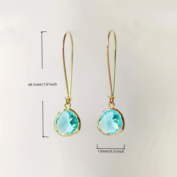 NEW❗️Elegant Gold and Red Drop Earrings. Retro Red earrings. Luxury Earrings 🌹 - Picture 4 of 5